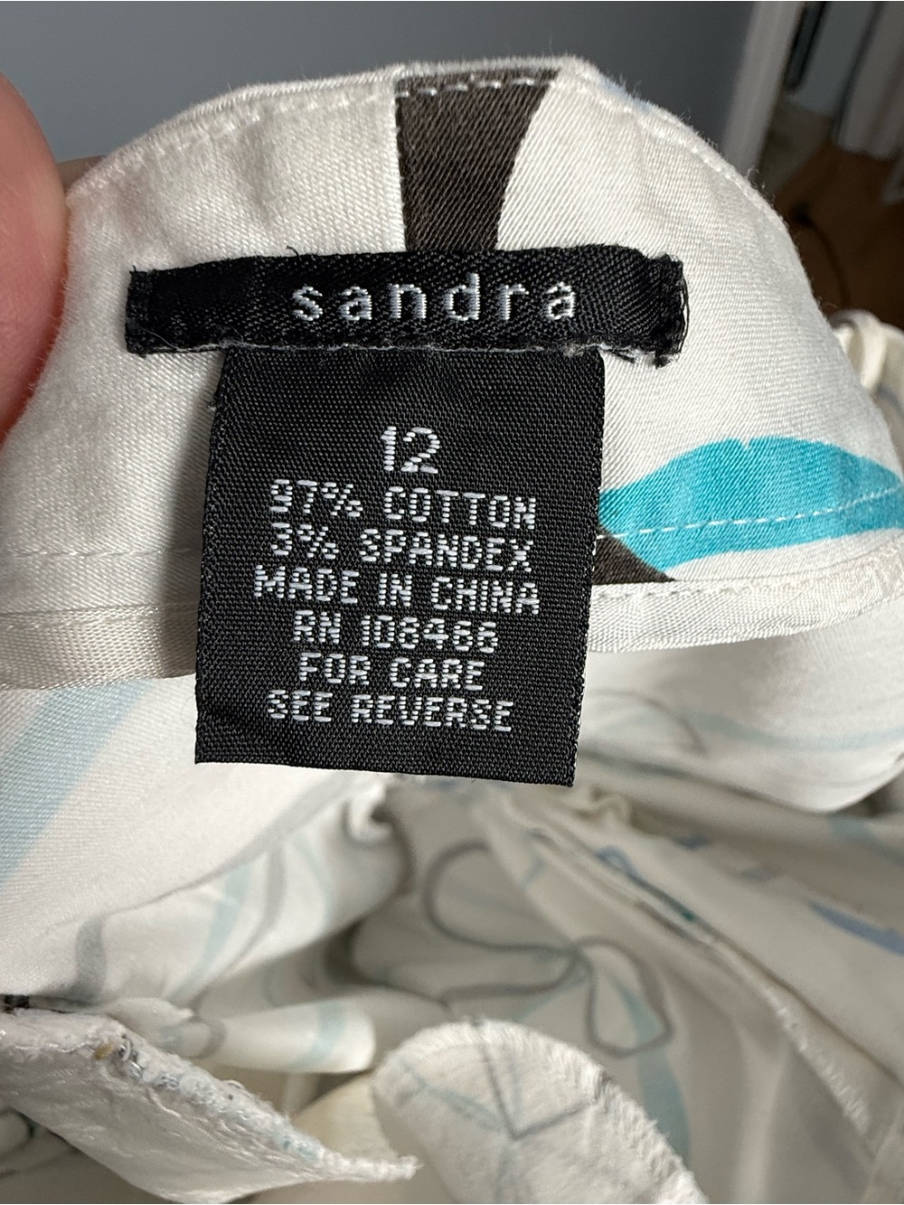 Sandra Y2K Floral Mid Rise Cropped Pants White w/Teal Blue Sz 12 NWOT - Picture 3 of 5